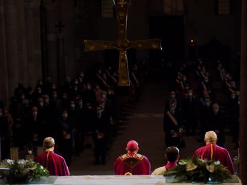 «Aggiustare il mondo? Tocca a noi, tutti insieme»